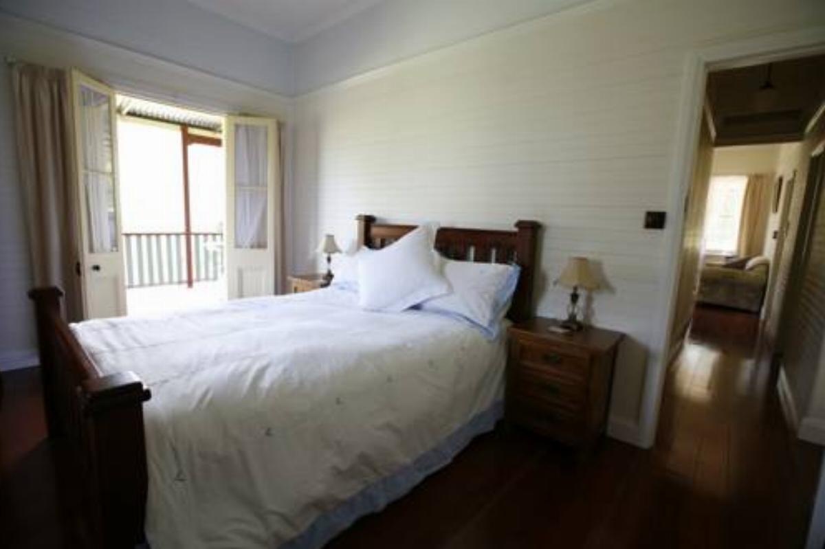 Singletons Retreat .Pet Friendly Hotel Laughtondale Australia