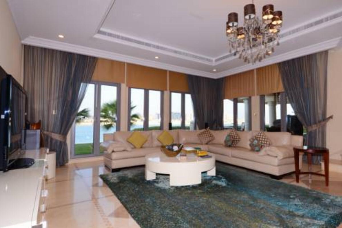 Six Bedroom Villa - Palm Jumeirah Hotel Dubai United Arab Emirates