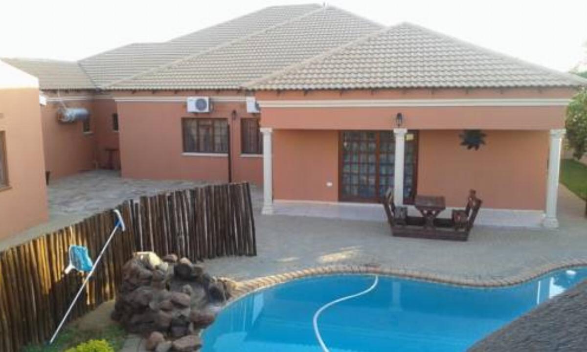 Skyhawk Guesthouse Hotel Mogoditshane Botswana