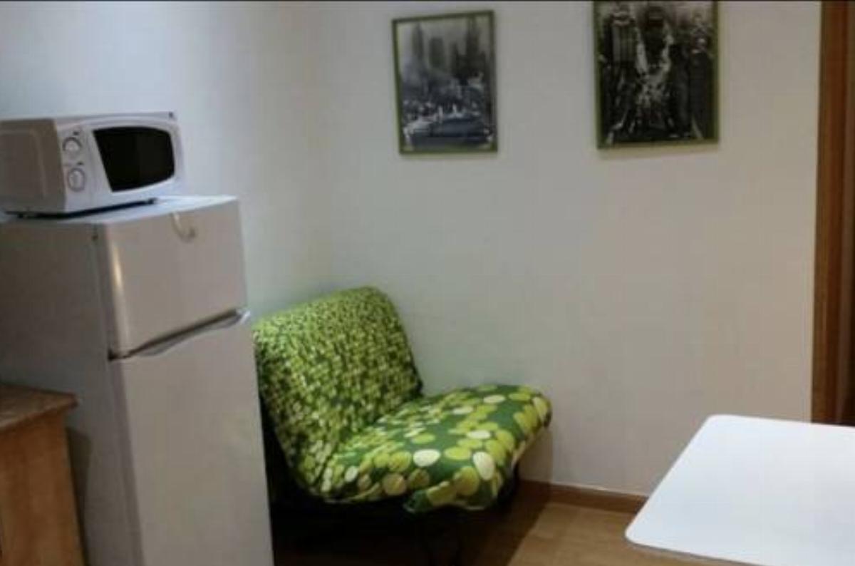 Small Centre 1 Bedroom apartment Hotel Madrid Spain