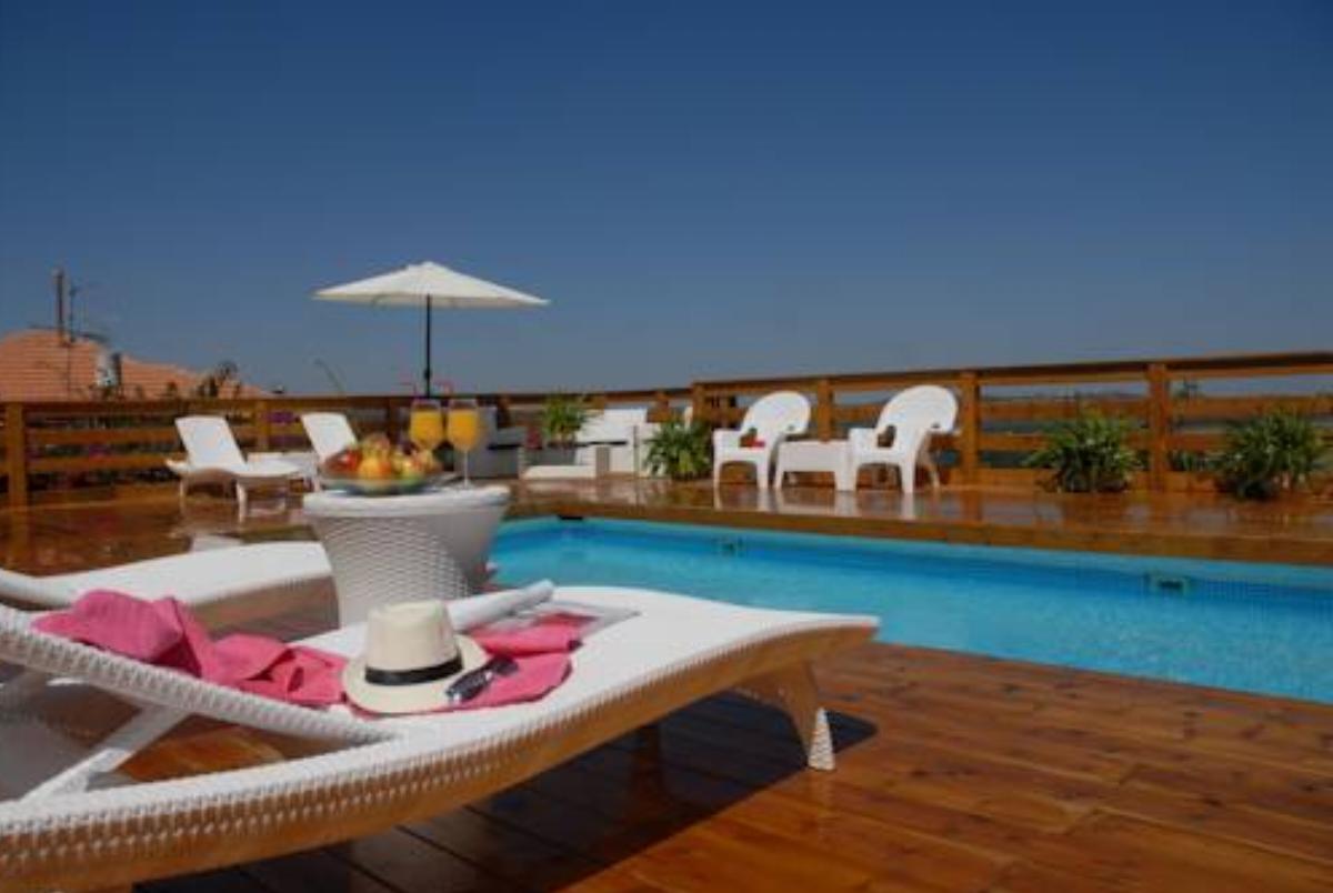Spa Suites Bemorad Hahar Hotel Even Menahem Israel