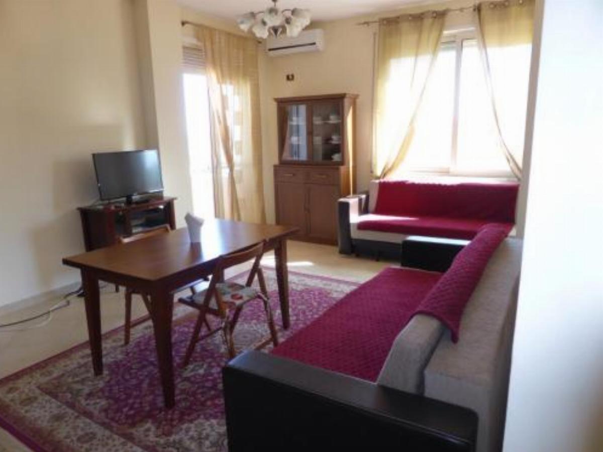 Spacious apartment by sea Hotel Golem Albania