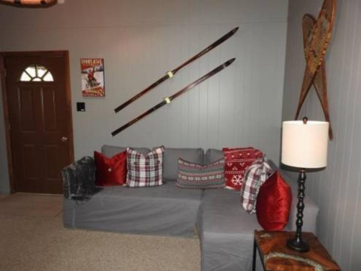 Srr8 3 Bedroom Rental In Split Rock Sleeps 8 Home Hotel Lake Harmony USA