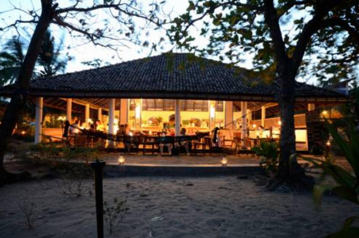Stardust Beach Hotel Hotel Pottuvil Sri Lanka