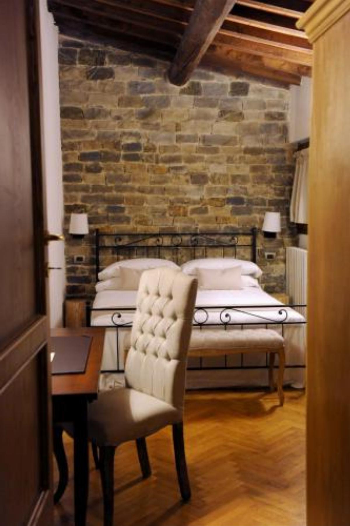 Stone Lion Exclusive Apartment Hotel Florence Italy