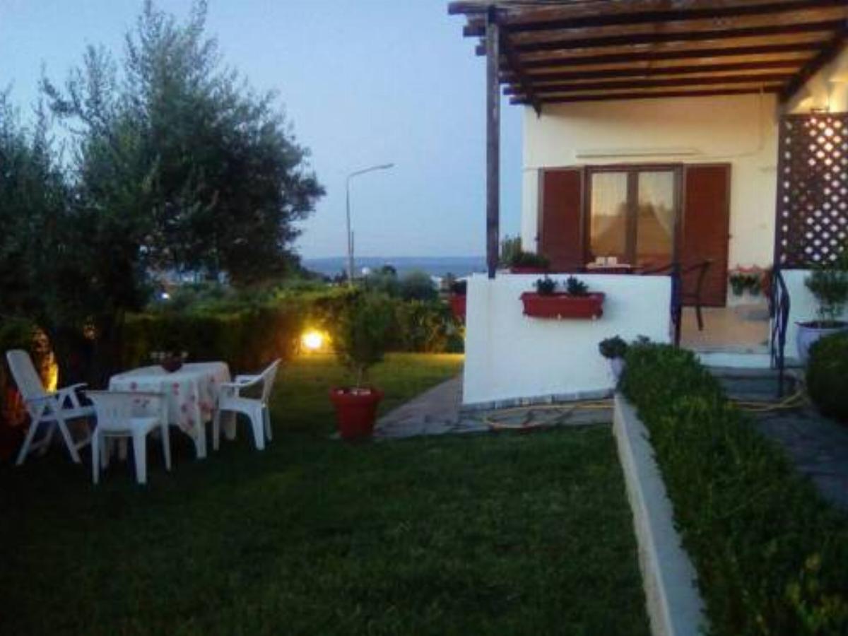 Summer house at Trikorfo complex Hotel Gerakini Greece