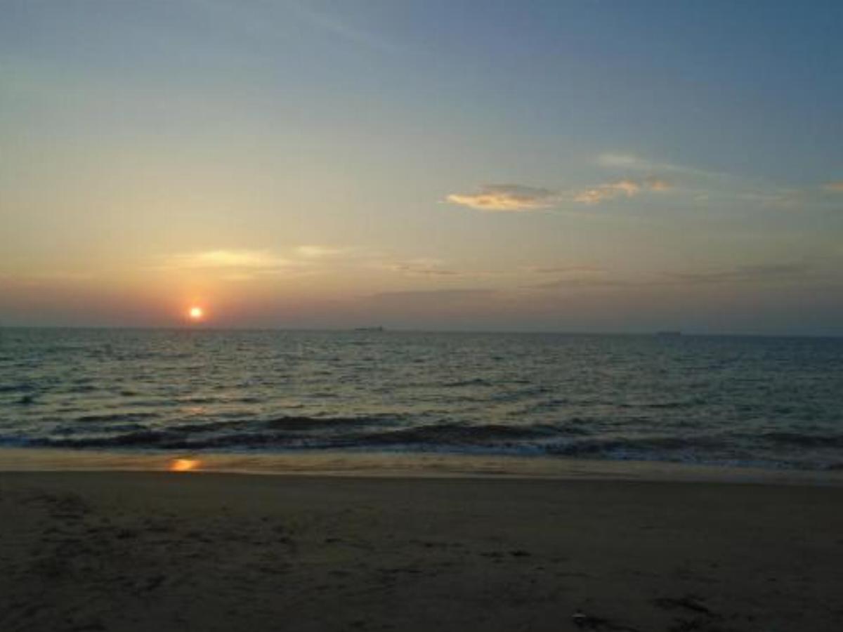 Sunrich Beach Resort Hotel Alankuda Sri Lanka