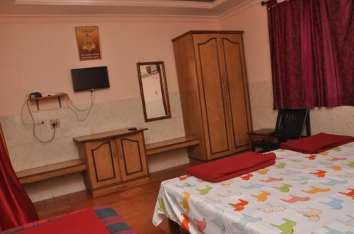 Swayambhoo Guest House Hotel Kollūru India