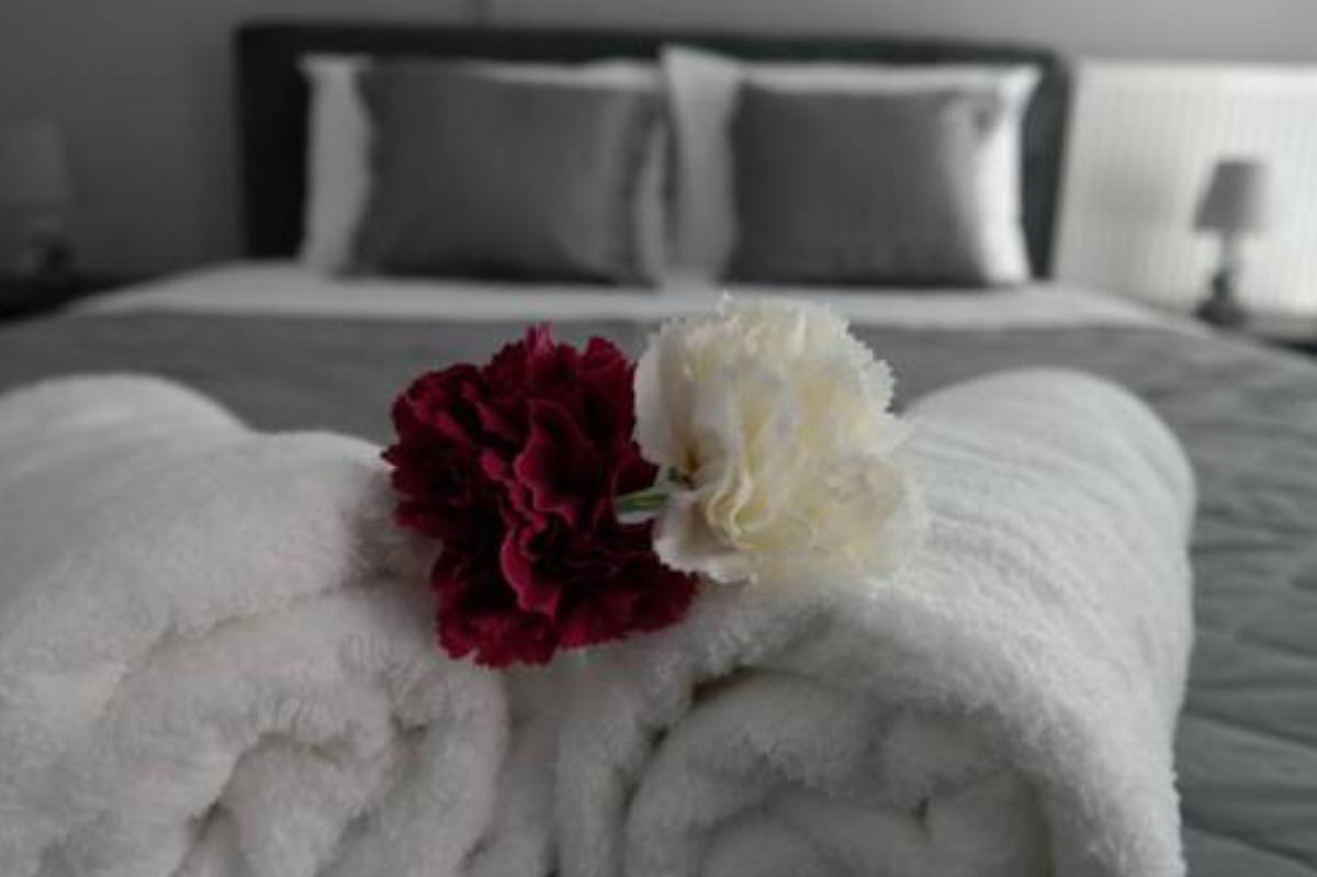 Sweet Dreams Apartment Hotel Athens Greece