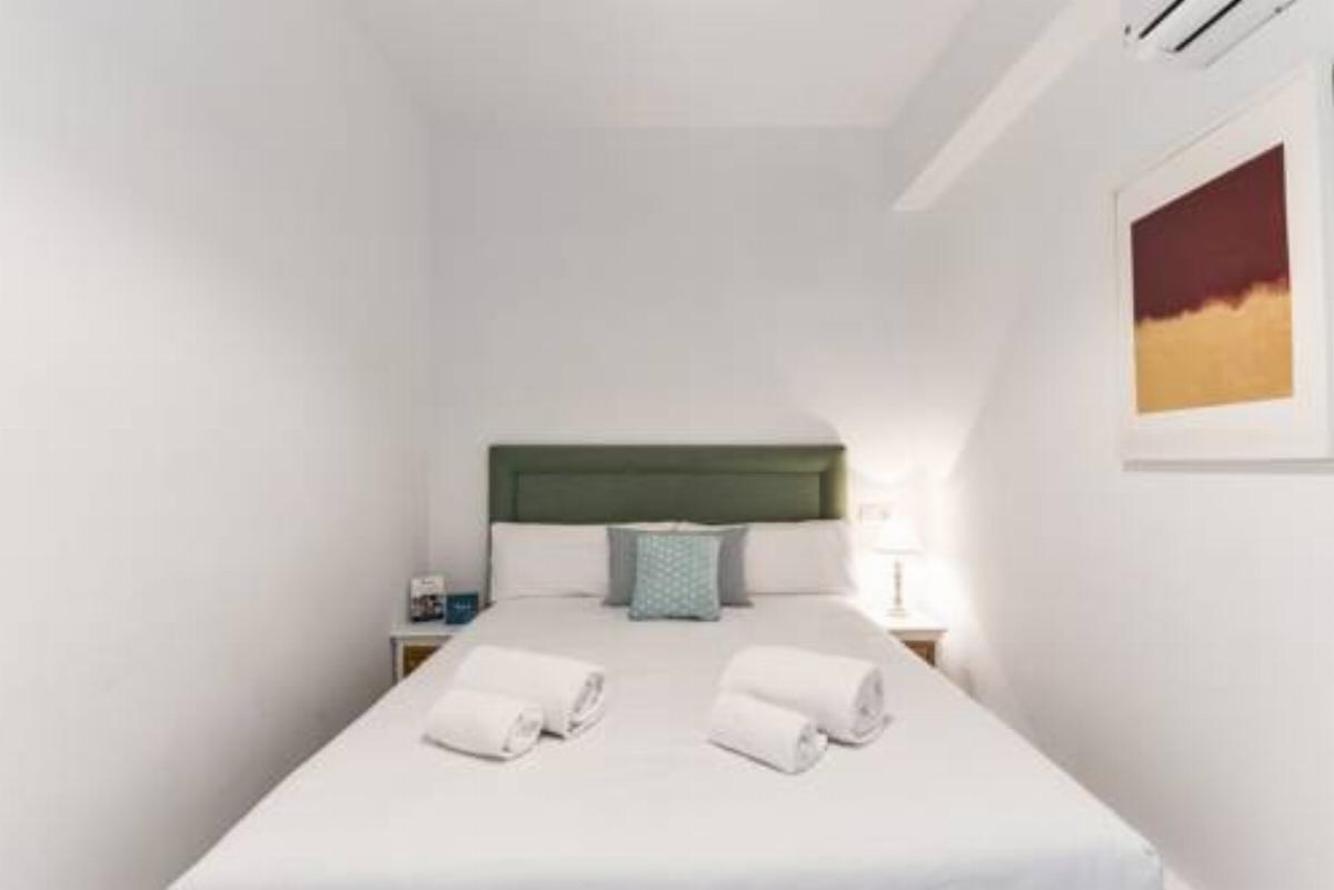 Sweet Inn Apartment - Monteleon Hotel Madrid Spain