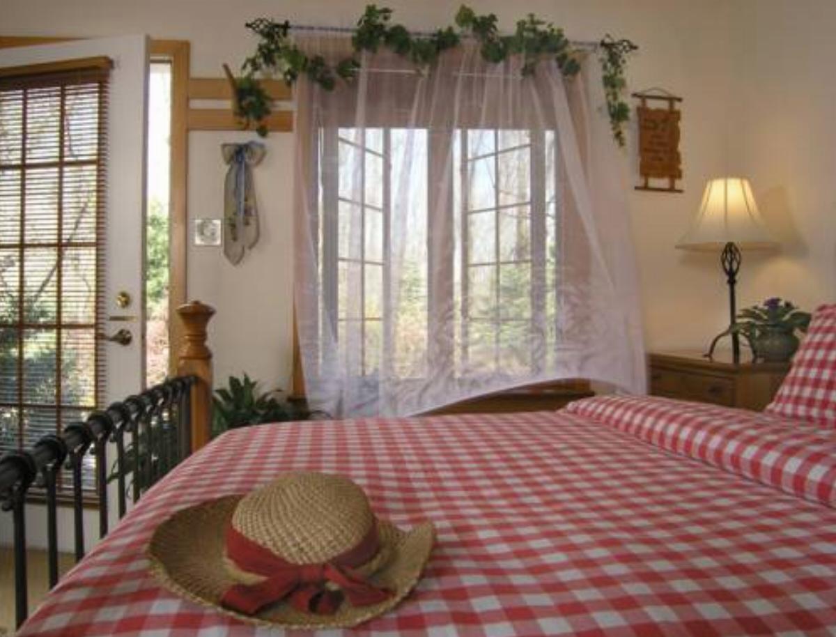 Swiss Woods Bed and Breakfast Hotel Lititz USA