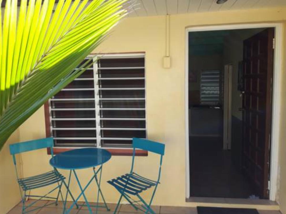 SXM Spotters Paradise Hotel Lowlands Sint Maarten