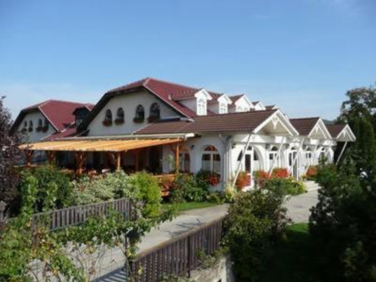 Sziget Hotel&Restaurant Hotel Tarján Hungary