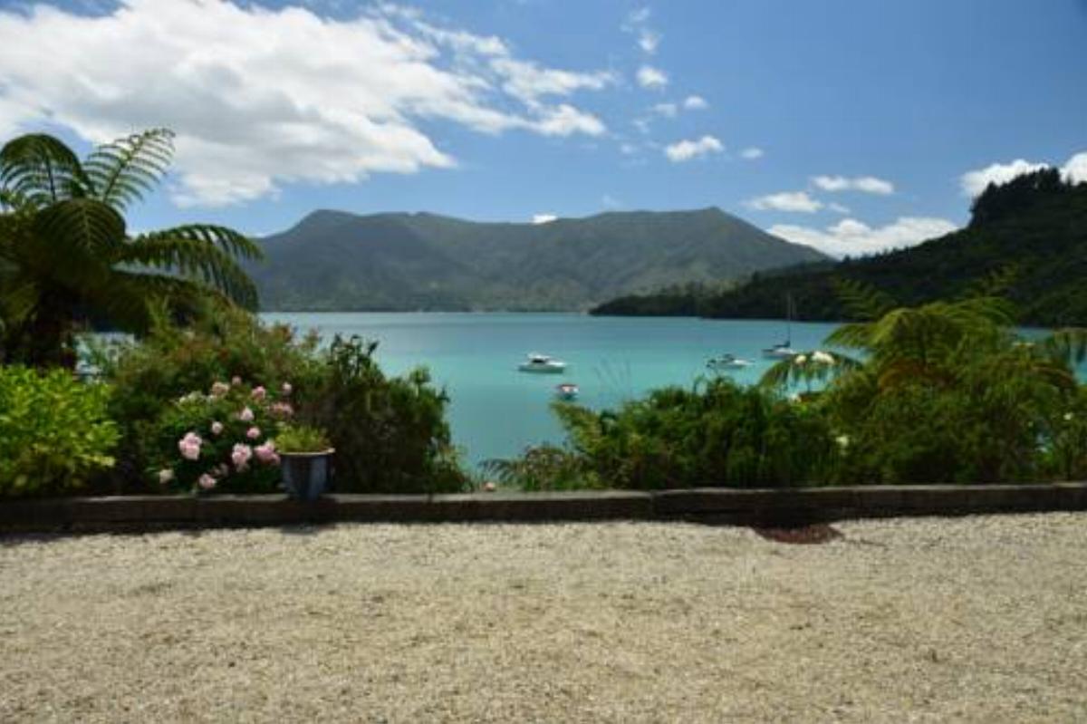 Te Mahia Bay Resort Hotel Kenepuru Sounds New Zealand