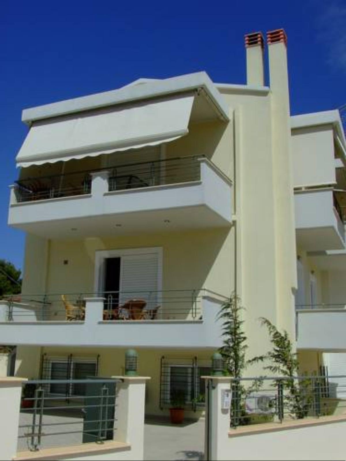 Thanya's Apartments Hotel Asini Greece