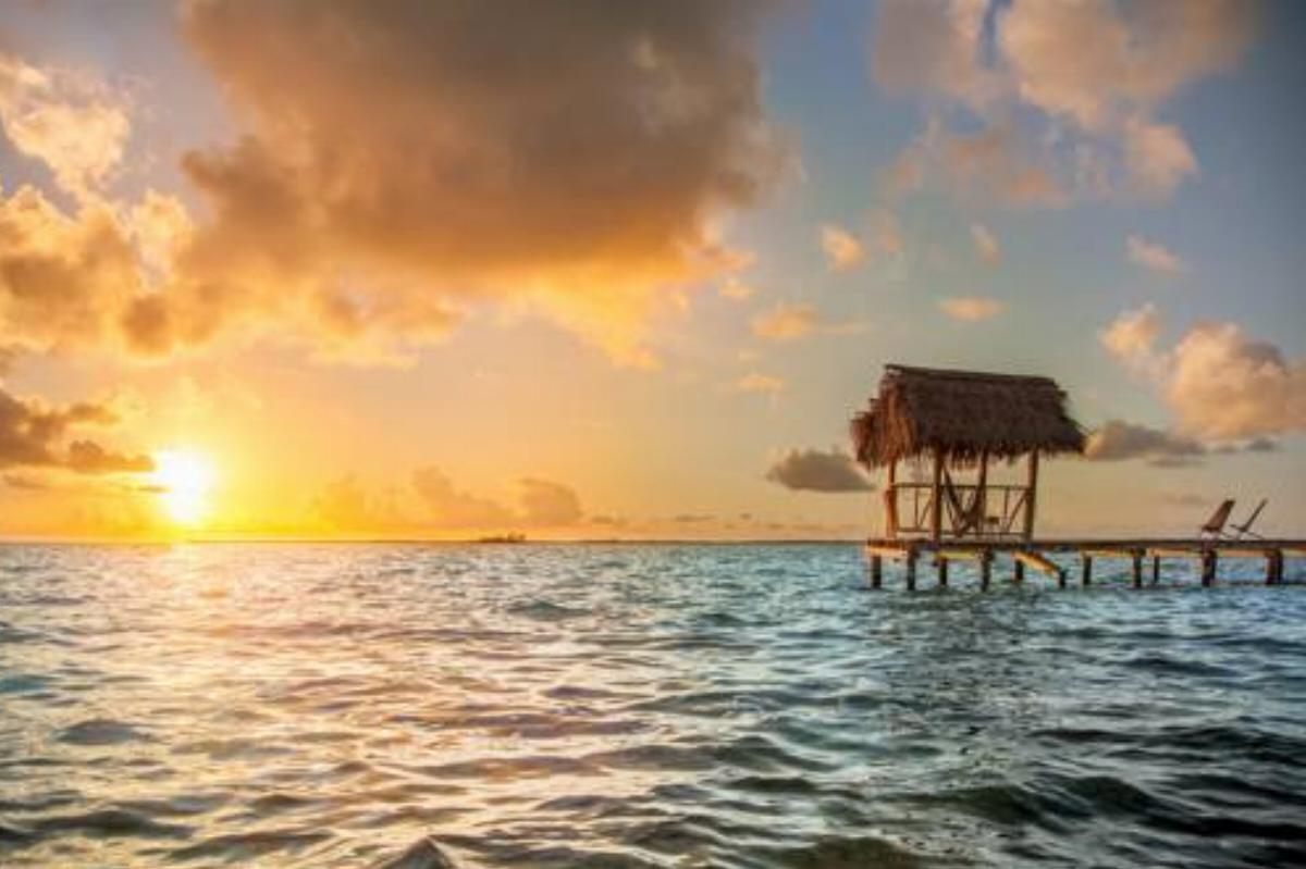 Thatch Caye Resort Hotel Dangriga Belize