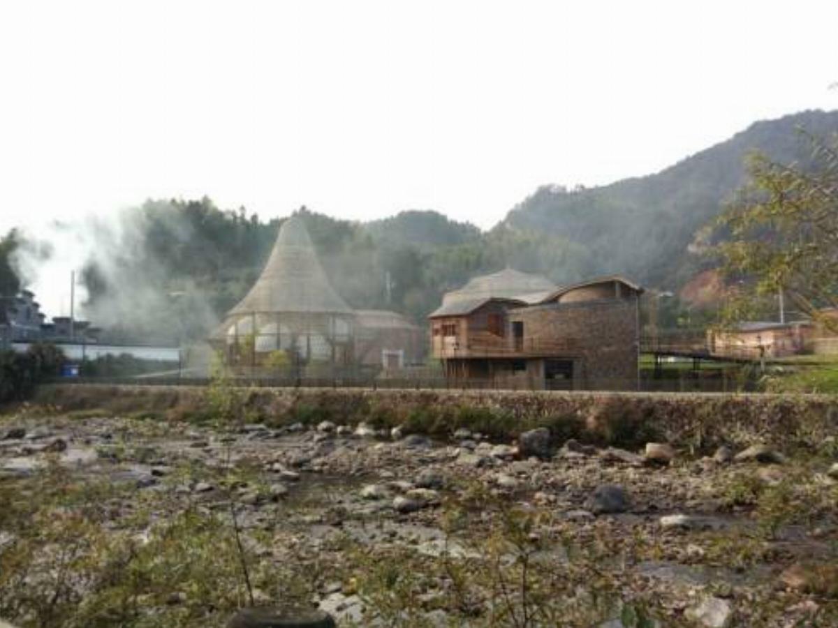 The International Cultural and Creative Bamboo Village Hotel Lung-ch'üan-ts'un China