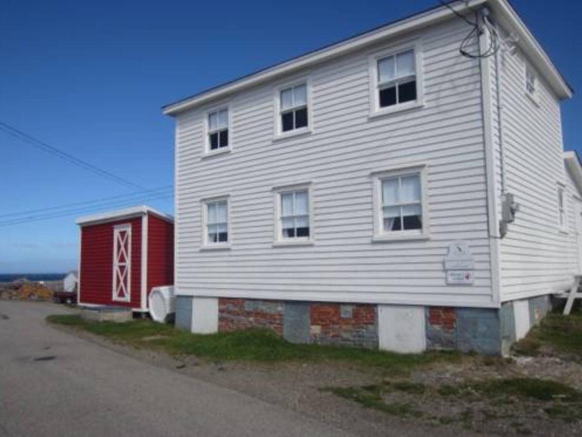 The Old Salt Box Co. - Mary's Place Hotel Fogo Canada