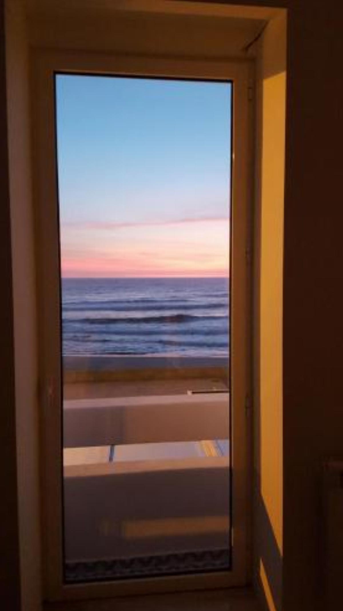 The Shore @ BaíaBeach - Waterfront Hotel Espinho Portugal