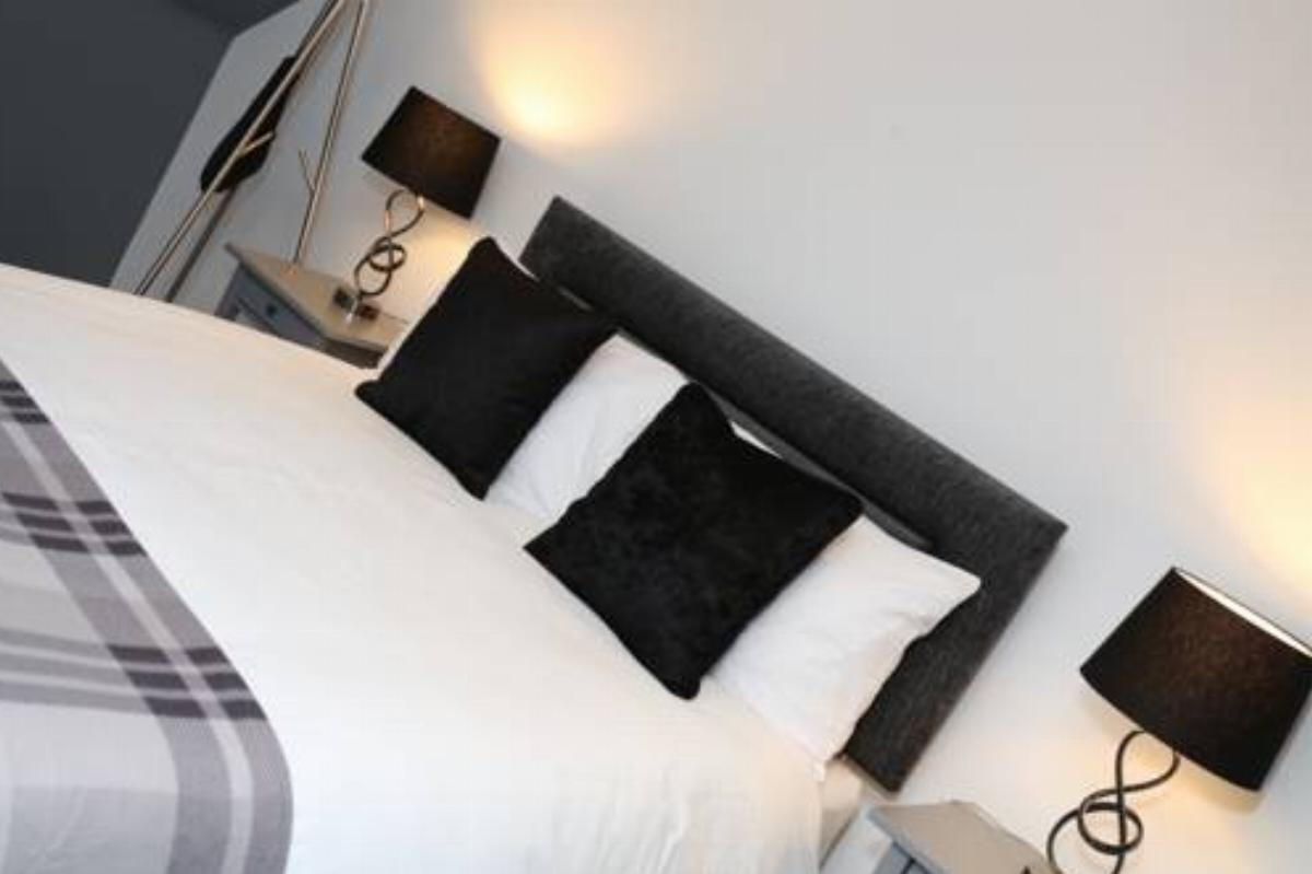 The Square Rooms. Hotel Kintore United Kingdom