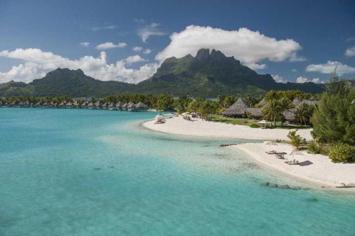 The St. Regis Bora Bora Resort Hotel Bora Bora French Polynesia