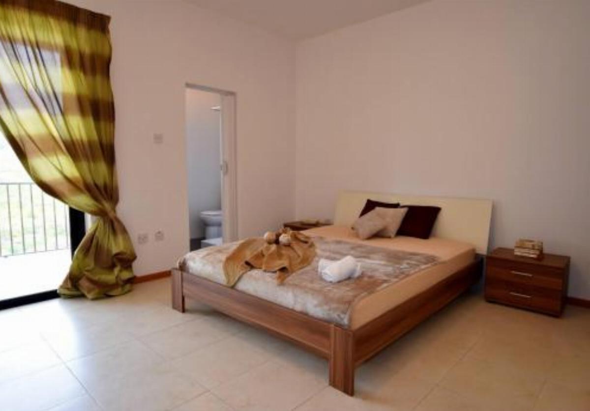 Three Bedroom Apartment Manikata Hotel Manikata Malta