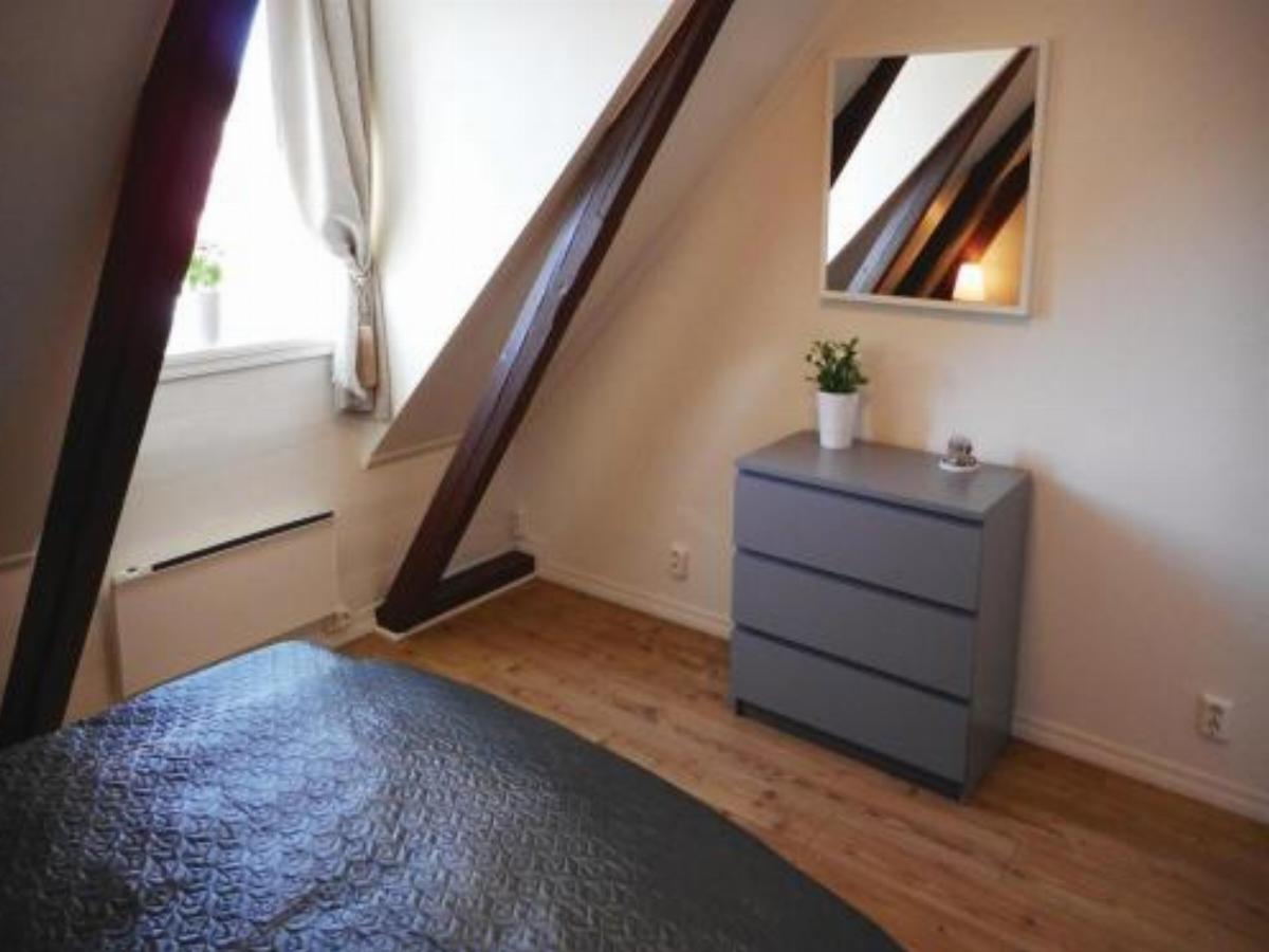 Three-Bedroom Apartment Steinsland with Sea View 03 Hotel Hommelsund Norway