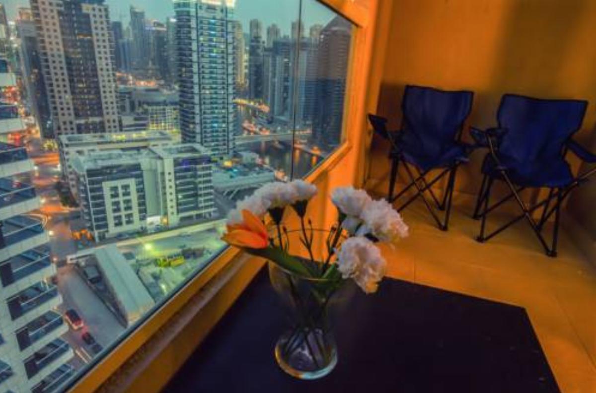 Three Bedroom Apartment with Sea View - Dubai Marina Hotel Dubai United Arab Emirates