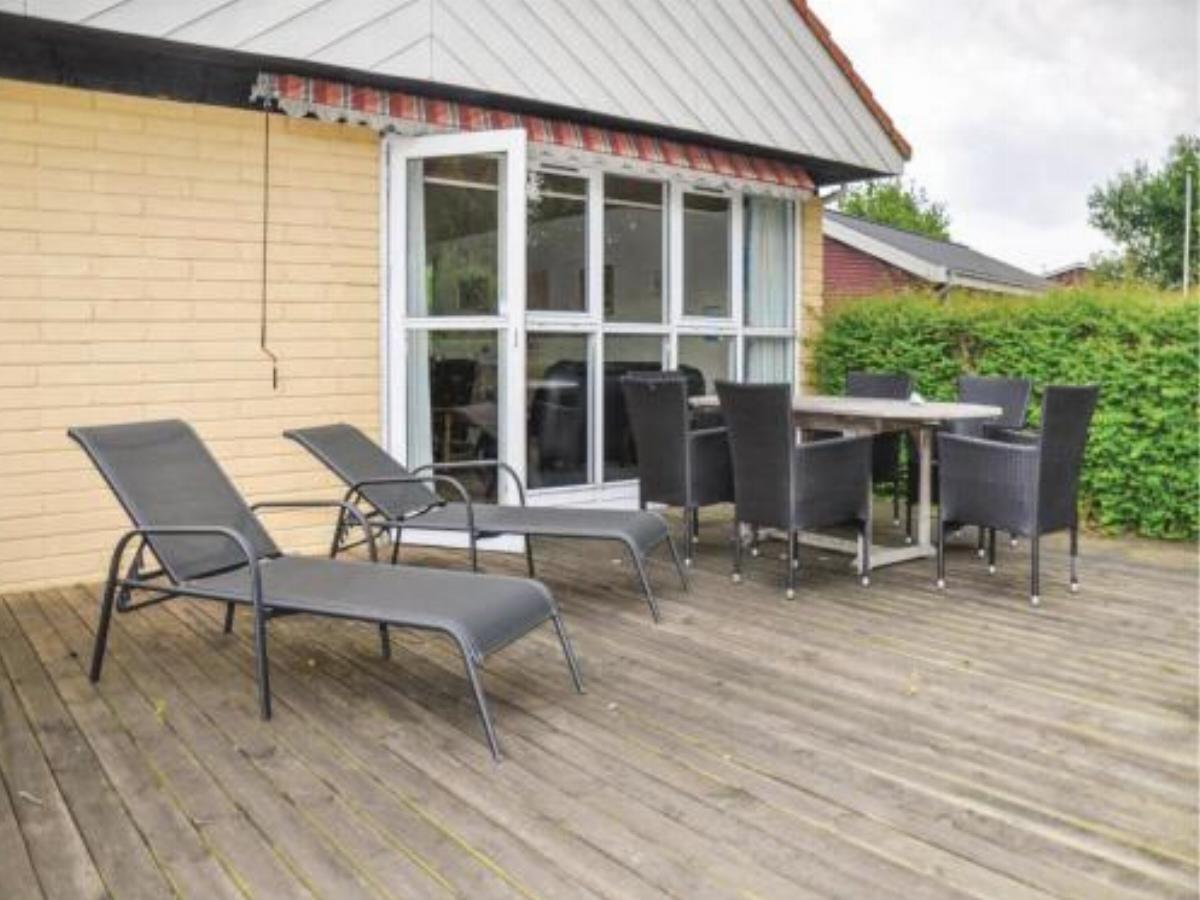 Three-Bedroom Holiday Home in Frorup Hotel Frørup Denmark