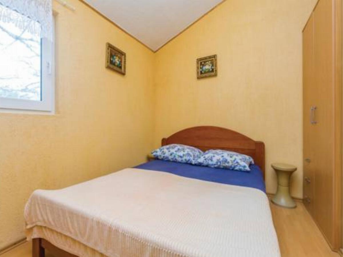 Three-Bedroom Holiday Home in Garica Hotel Garica Croatia