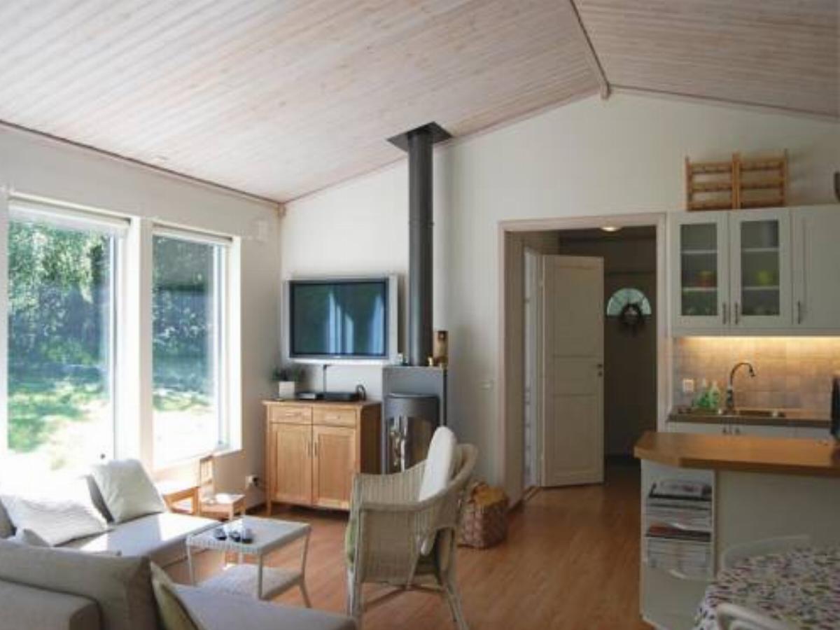 Three-Bedroom Holiday Home in Garsnas Hotel Gärsnäs Sweden
