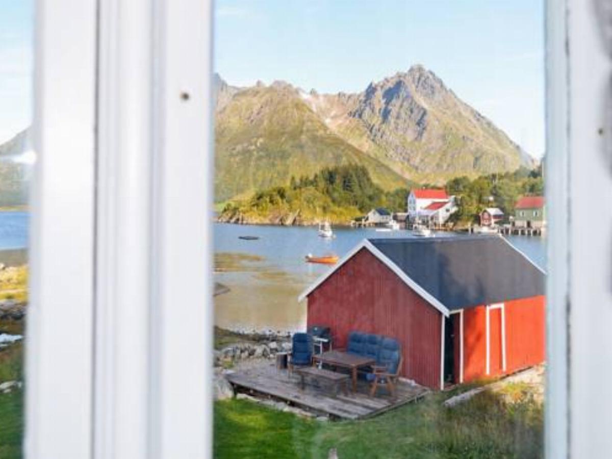 Three-Bedroom Holiday home in Hundested 2 Hotel Laupstad Norway