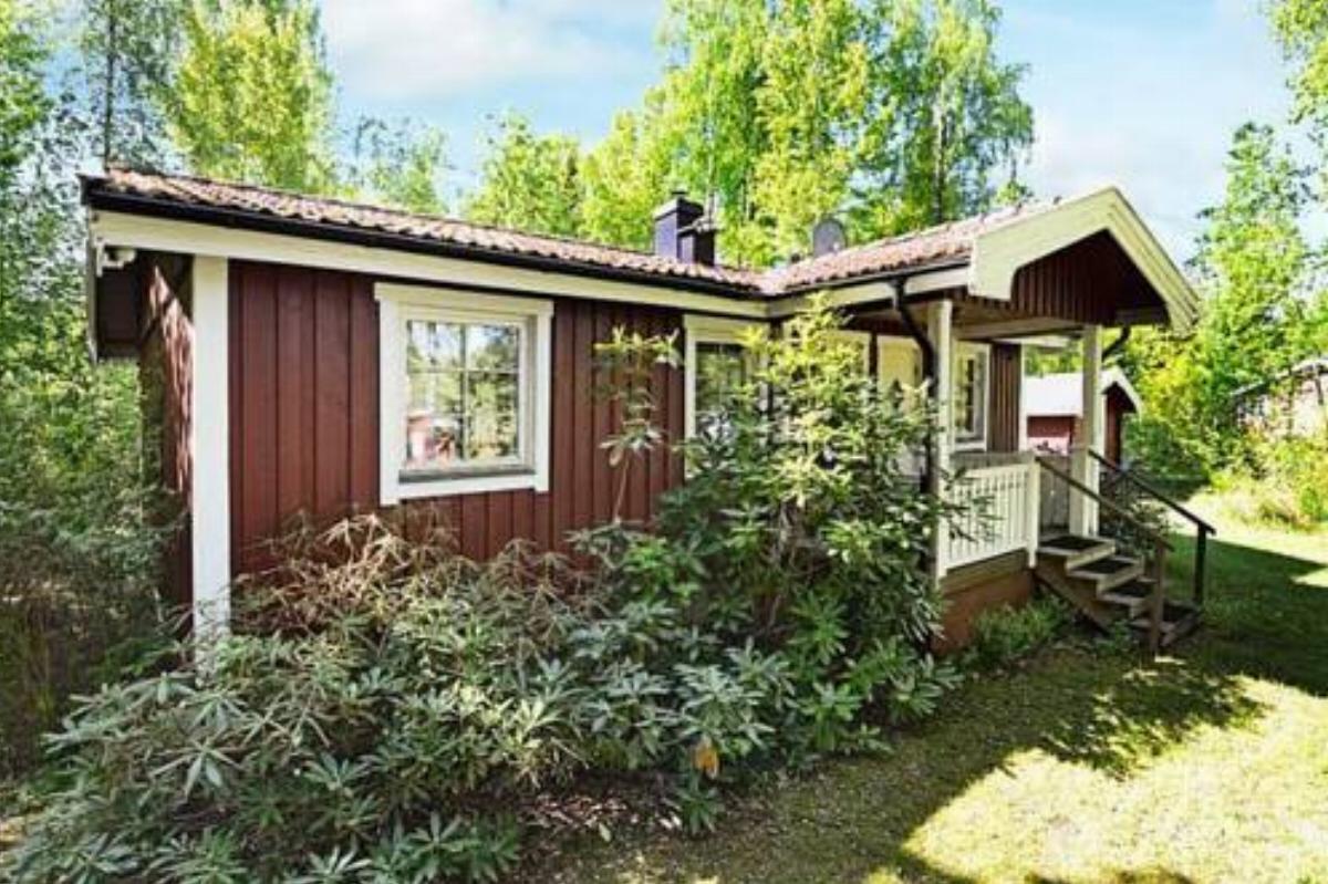 Three-Bedroom Holiday home in Mellerud Hotel Stockenäs Sweden