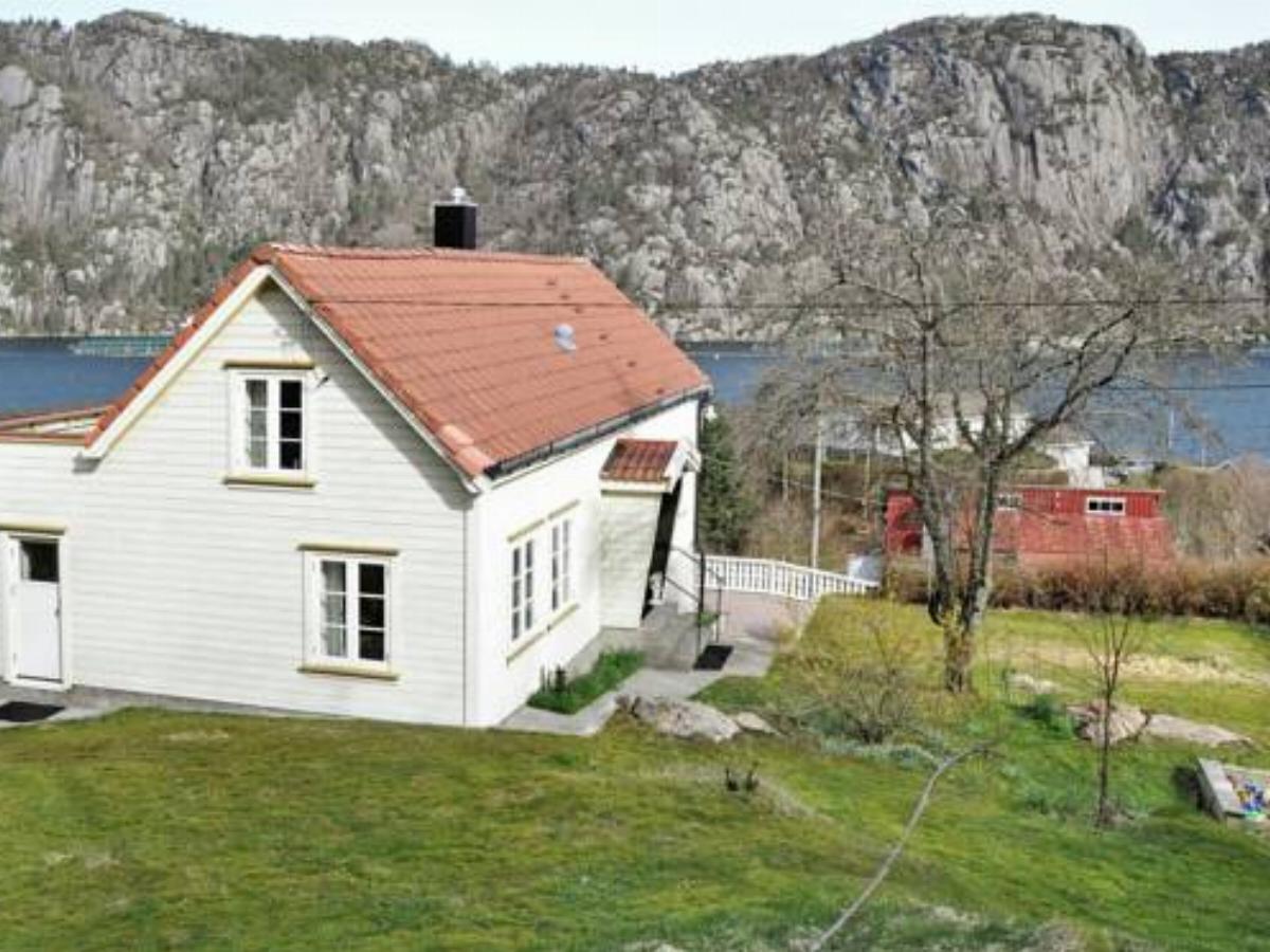 Three-Bedroom Holiday home in Svendborg 2 Hotel Bukkstad Norway