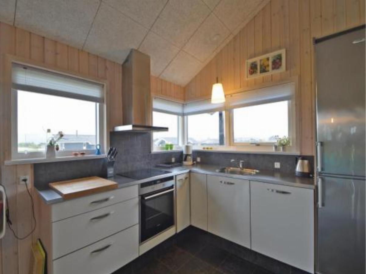 Three-Bedroom Holiday home with a Fireplace in Ejstrupholm Hotel Krejbjerg Denmark