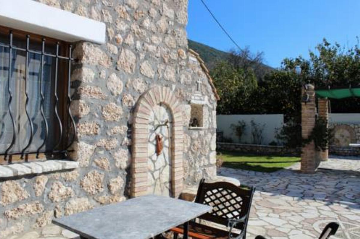 Three hearts traditional house Hotel Ágios Pétros Greece