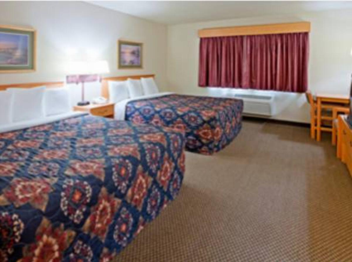 Tivoli Inn And Suites Hotel Elk Horn USA