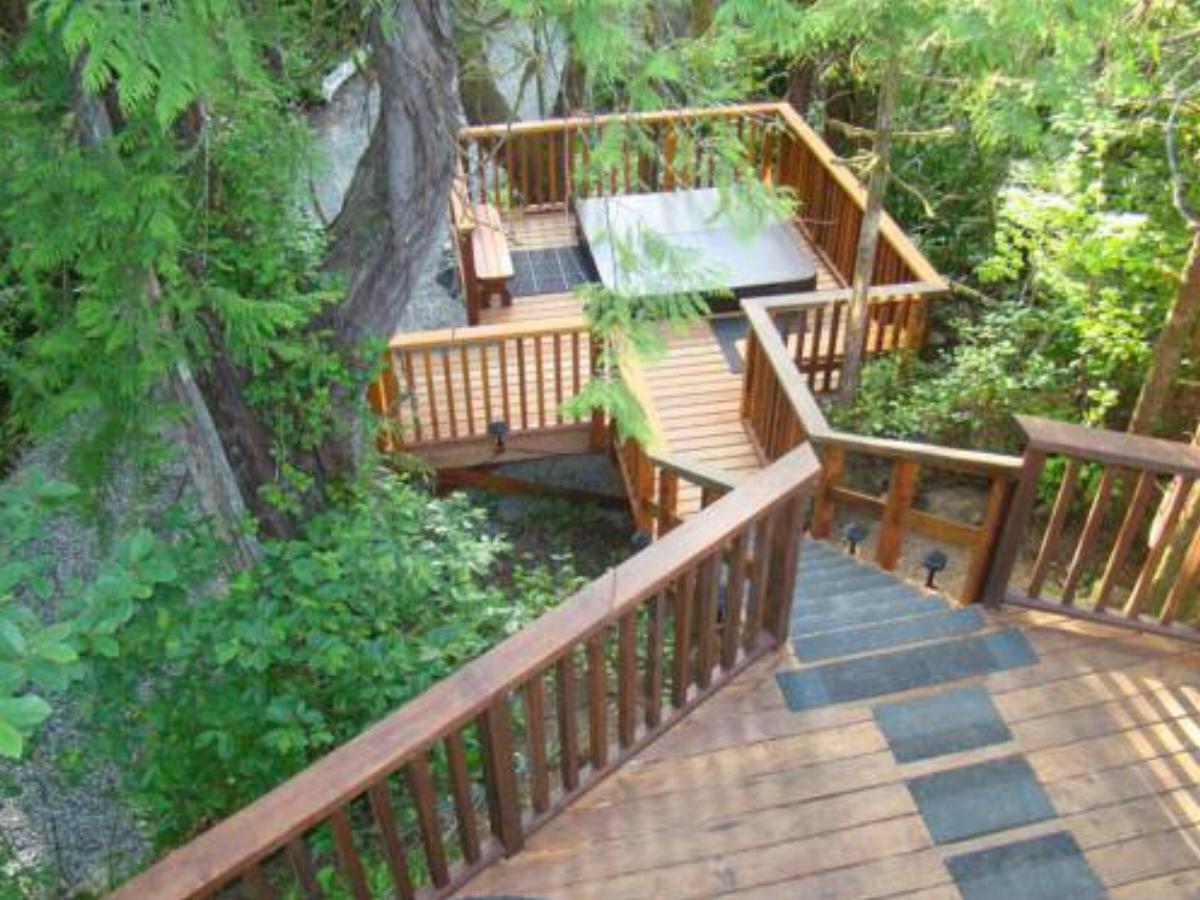Tofino Forest View Cabin by Cox Bay Hotel Tofino Canada