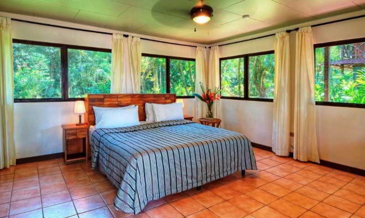 Tortuga Lodge Hotel Caribbean Coast  / Tortuguero Costa Rica