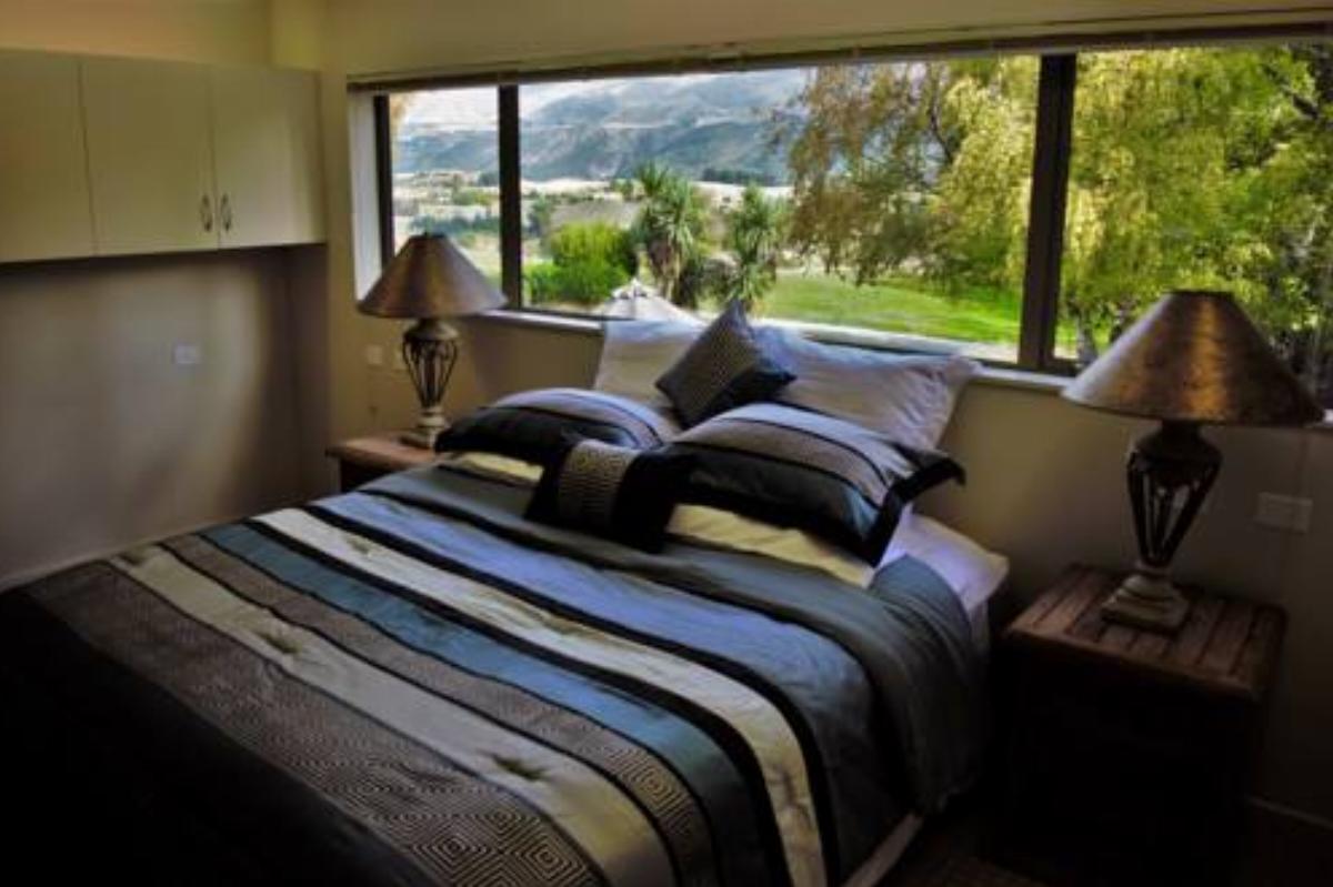 Tranquil split level one bedroomed apartment Hotel Arrowtown New Zealand
