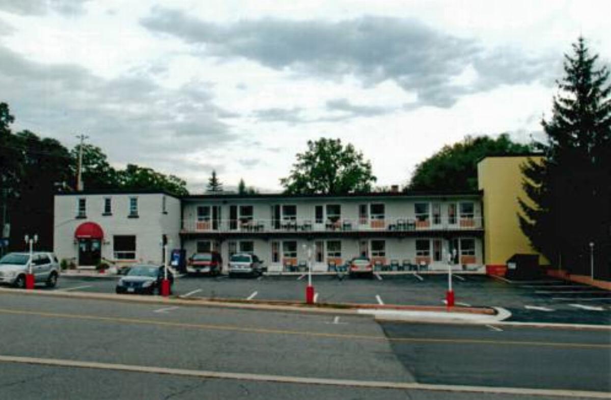 Traveller's Hotel Hotel Parry Sound Canada