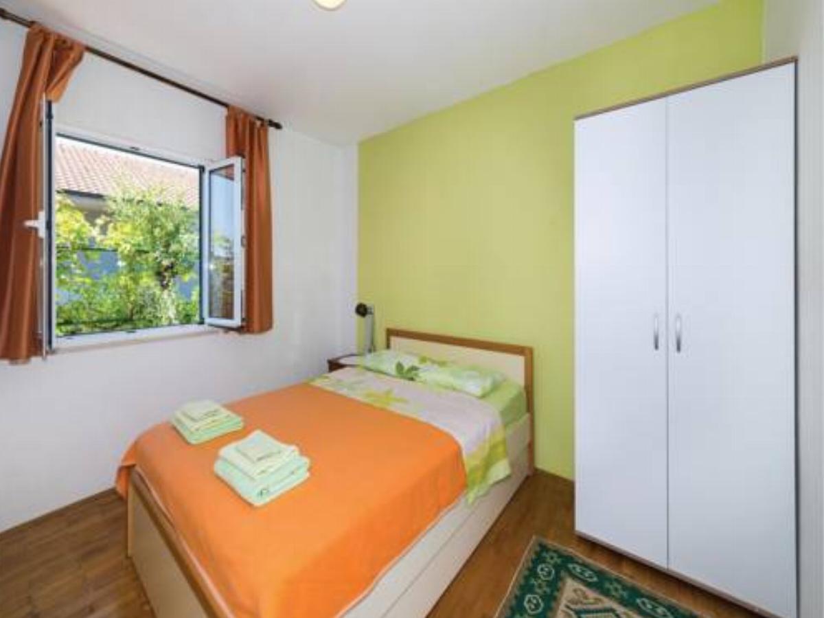 Two-Bedroom Apartment in Drvenik Mali Hotel Mali Drvenik Croatia