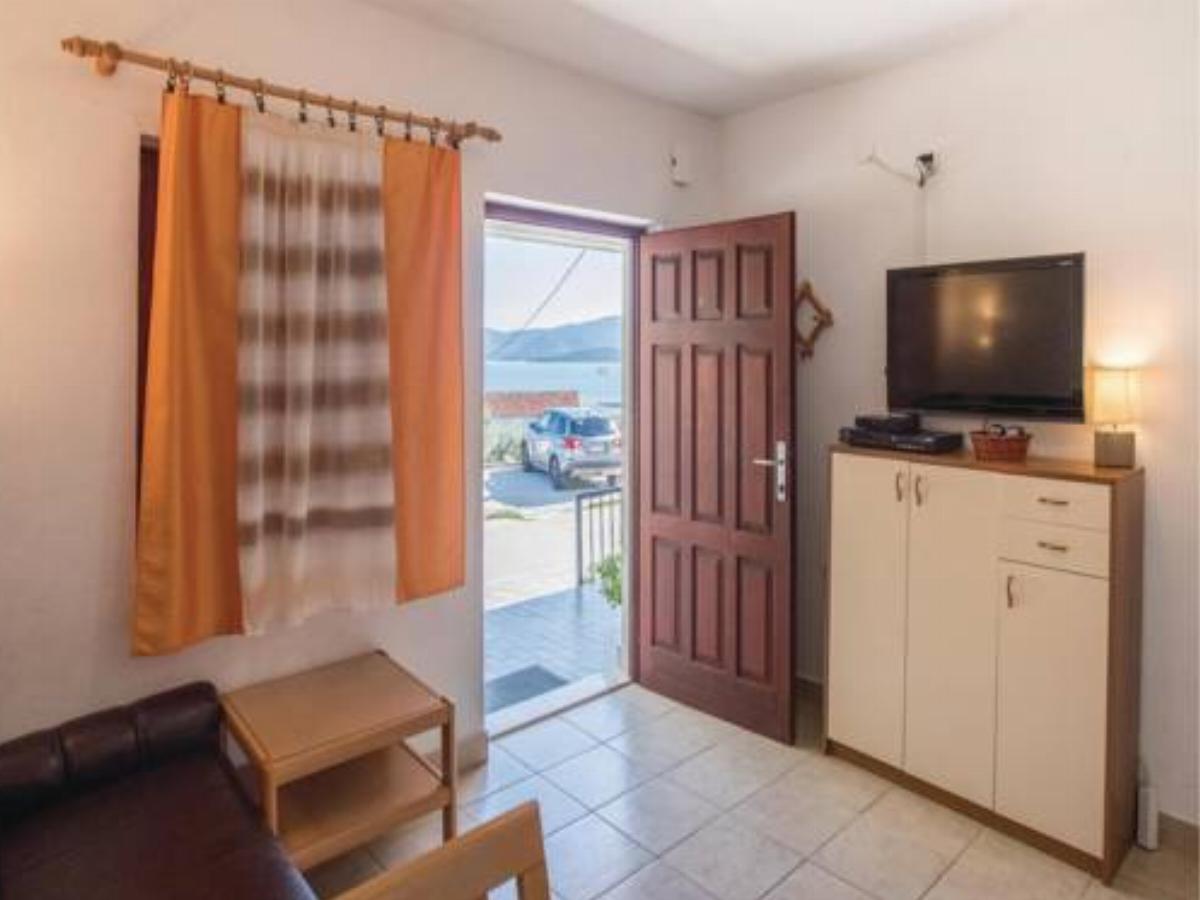 Two-Bedroom Apartment in Komarna Hotel Komarna Croatia