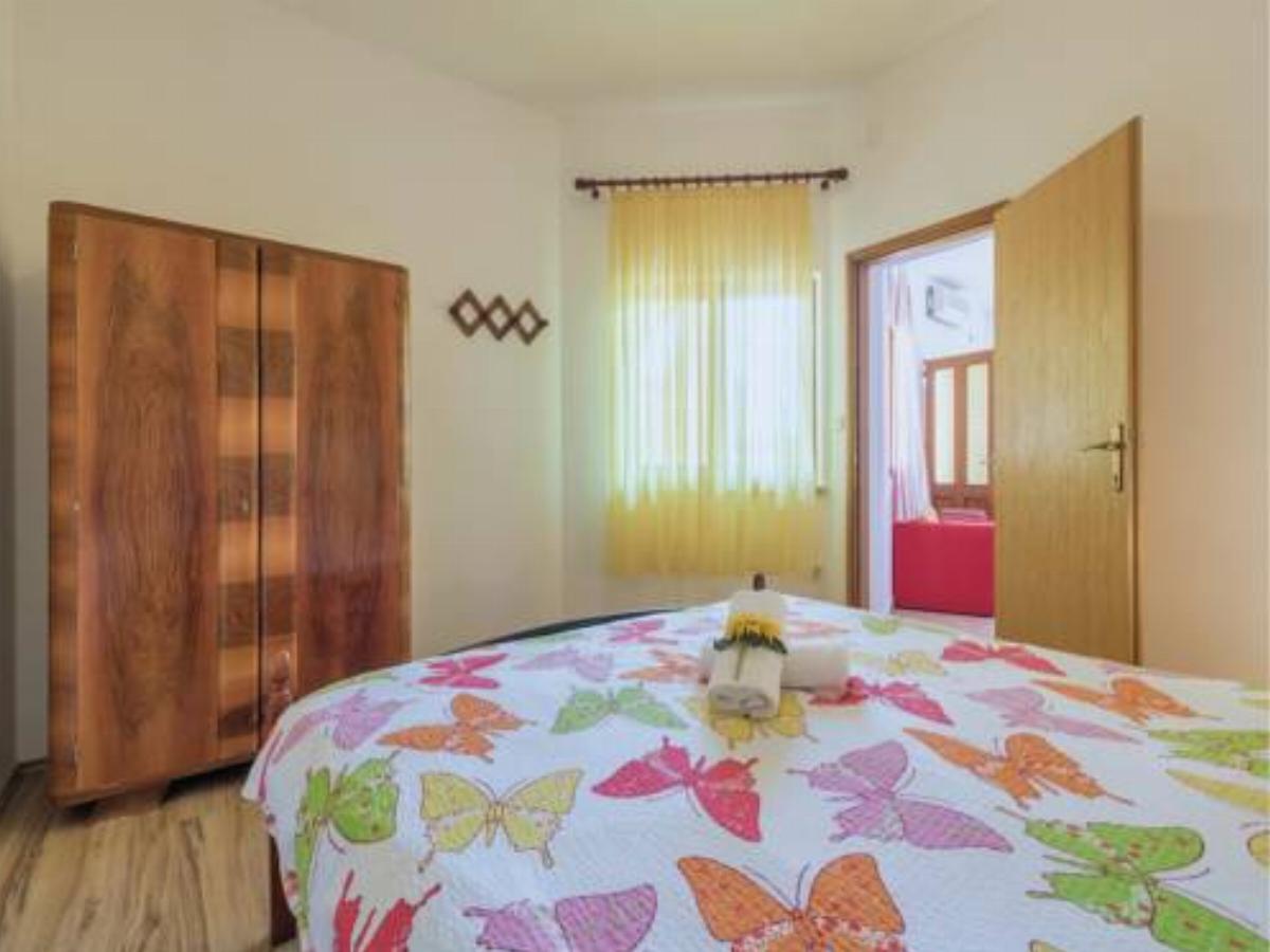 Two-Bedroom Apartment in Segotici Hotel Šegotići Croatia