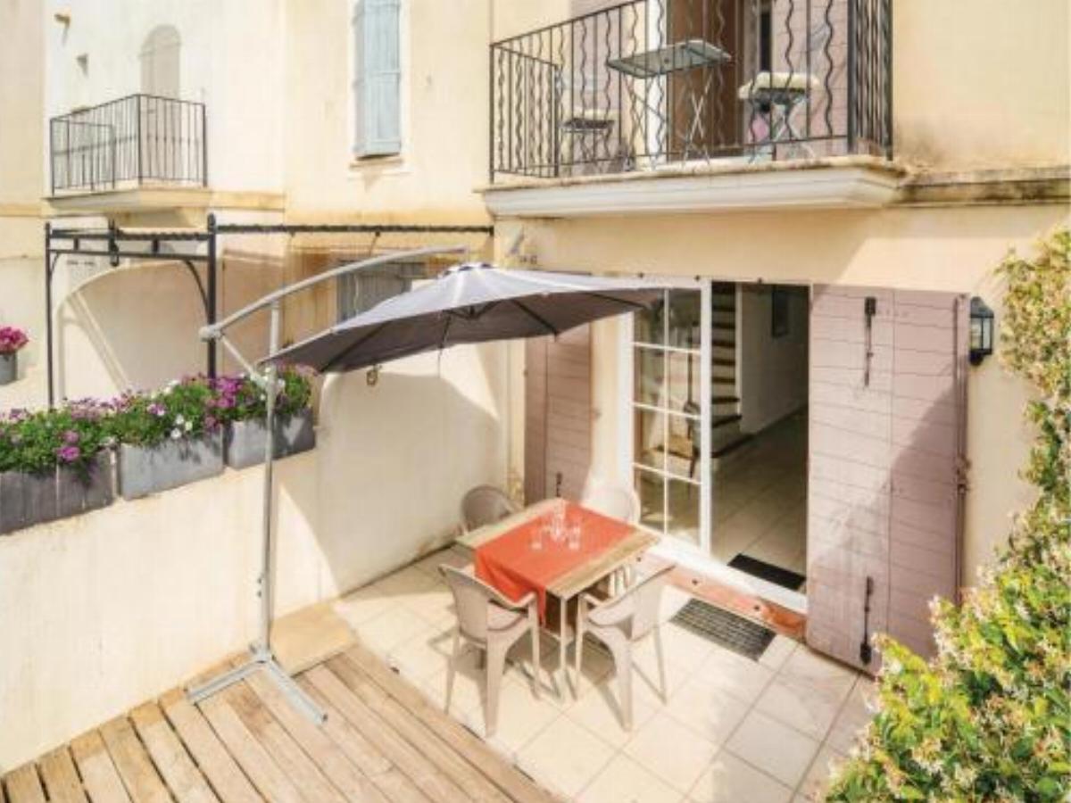 Two-Bedroom Holiday Home in Aigues-Mortes Hotel Aigues-Mortes France
