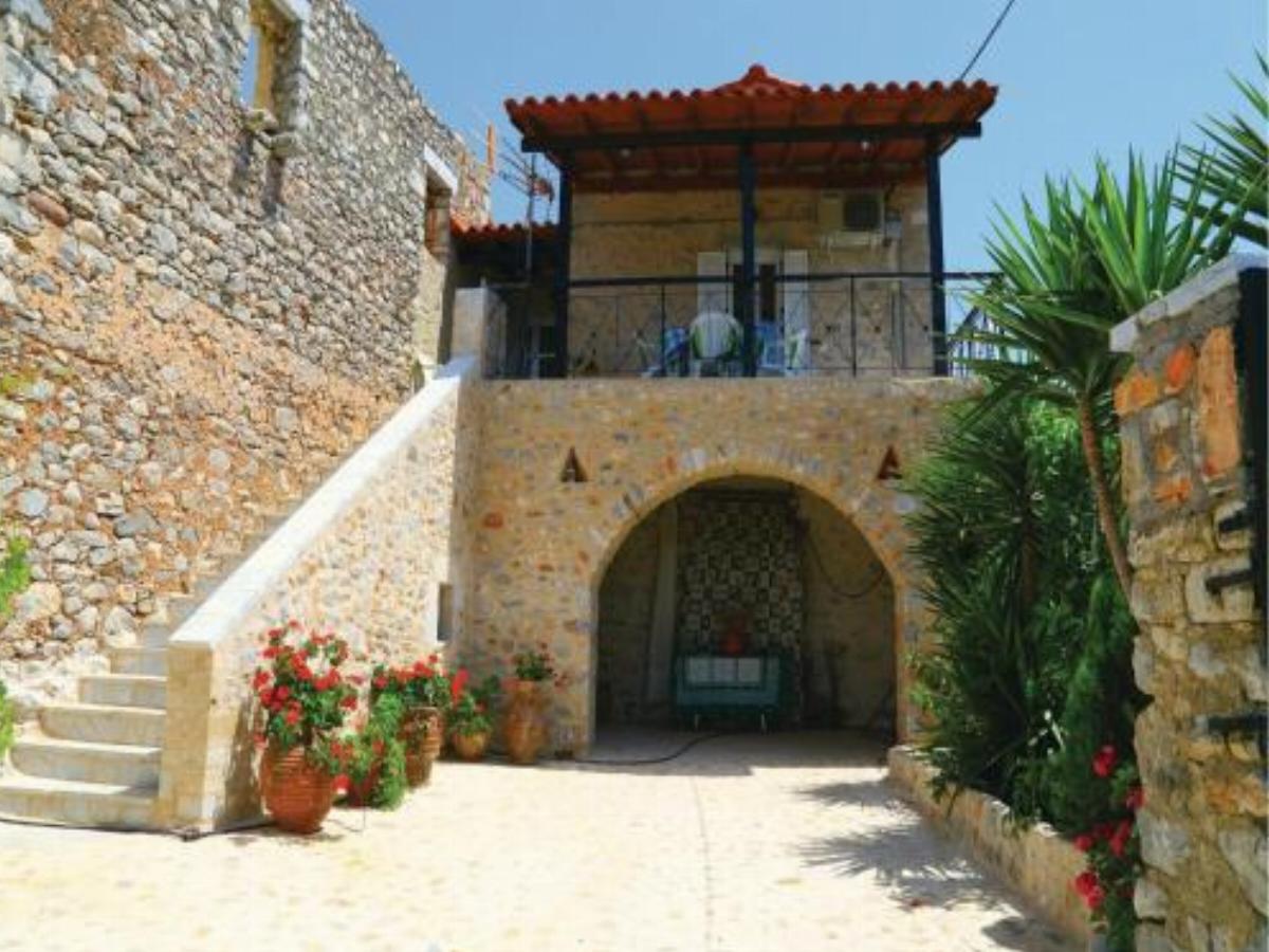 Two-Bedroom Holiday Home in Areopoli Hotel Areopolis Greece
