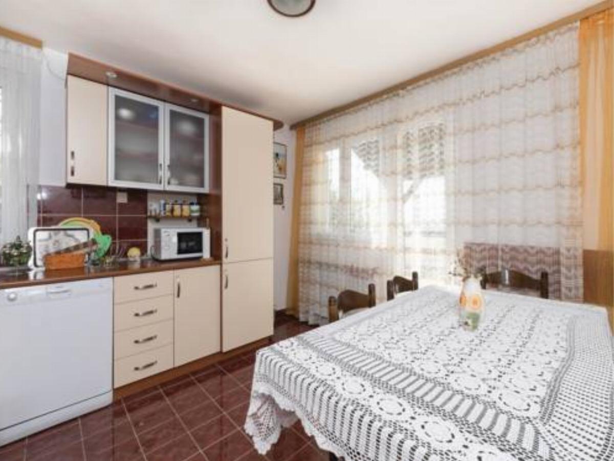Two-Bedroom Holiday Home in Sv.Kriz Zacretje Hotel Štrucljevo Croatia