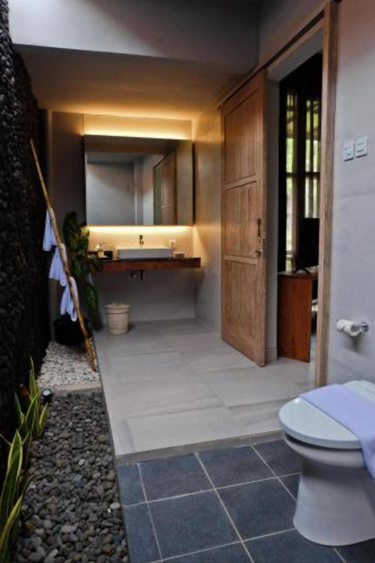 Umadewi Surf & Suites Hotel Airsatang Indonesia