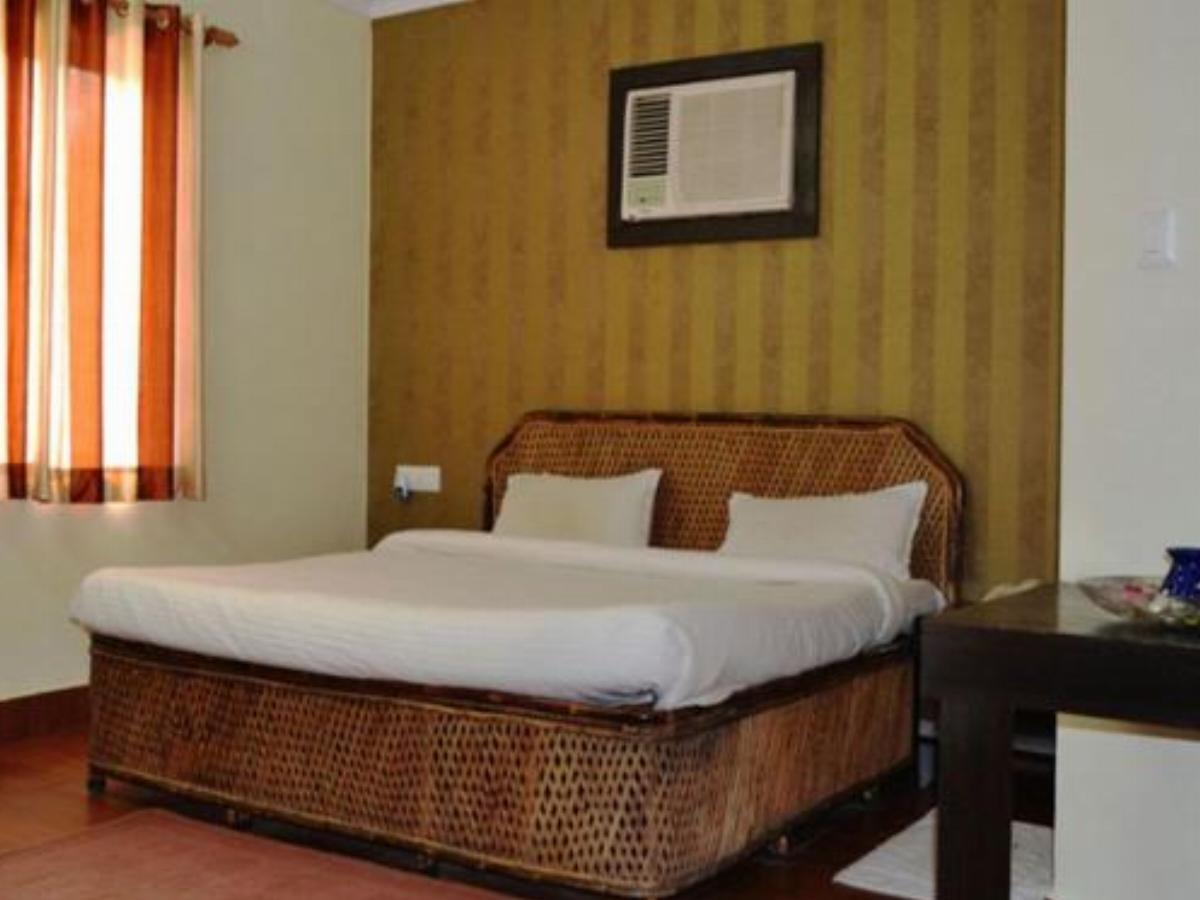 V Resorts Corbett Crown Hotel Belparāo India