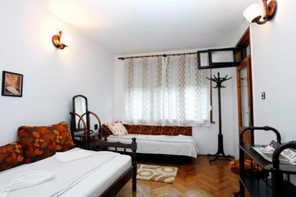 Valchevi Apartments Hotel Chernomorets Bulgaria